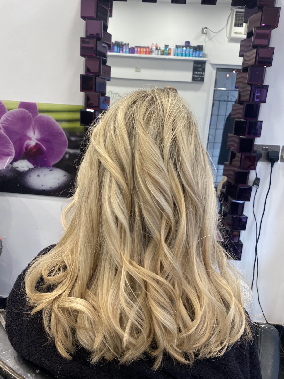 Ellie’s Hair bar in Battersea London